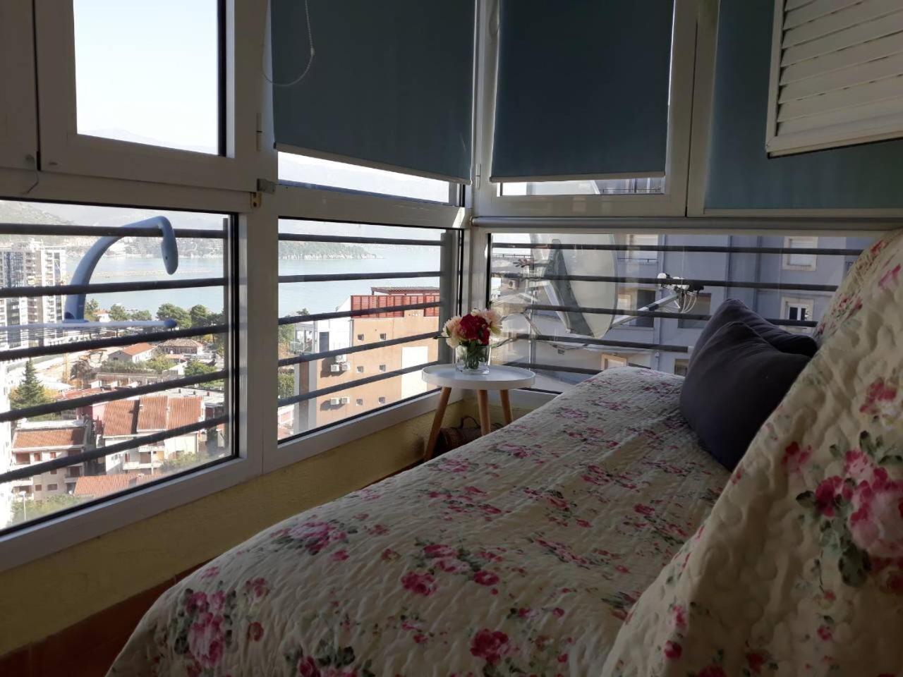 Seaview Paradise Apartment ブドヴァ エクステリア 写真